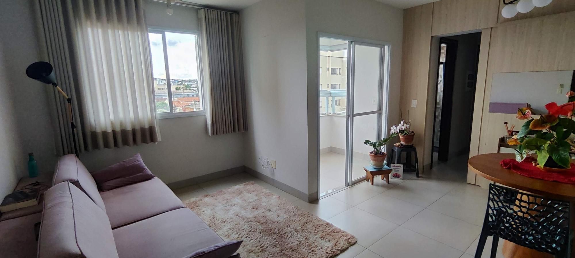 Apartamento à venda  no Santa Mônica - Uberlândia, MG. Imóveis