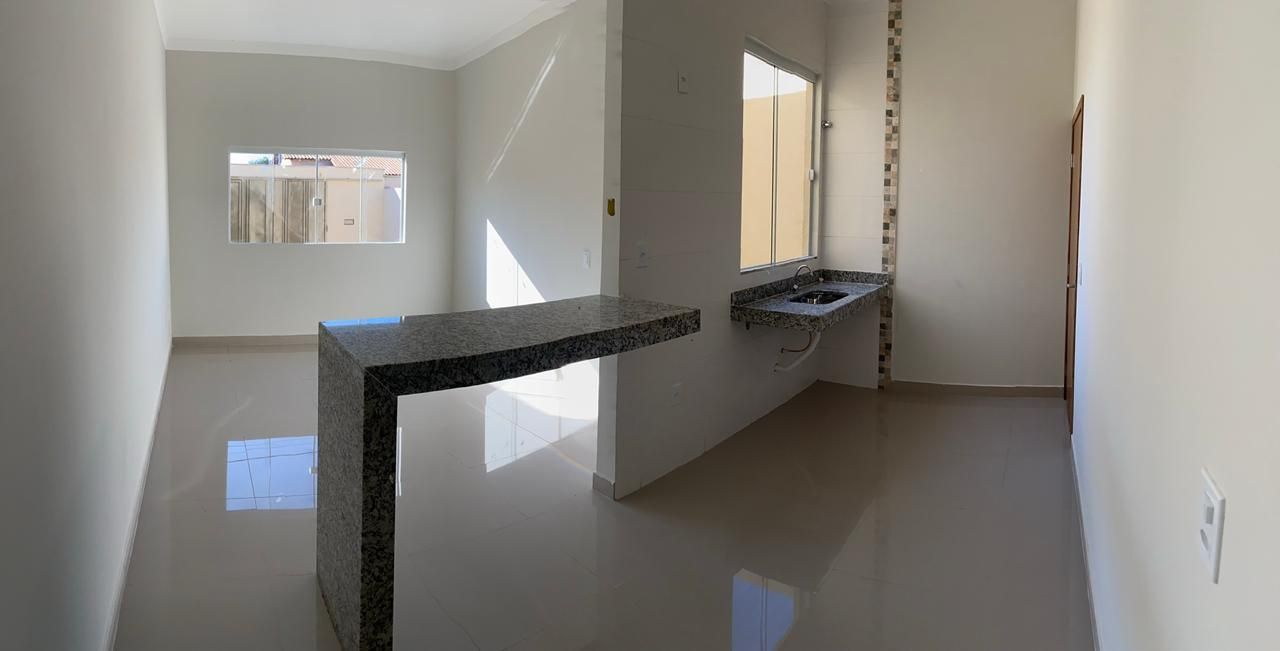 Casa à venda  no Jardim Holanda - Uberlândia, MG. Imóveis