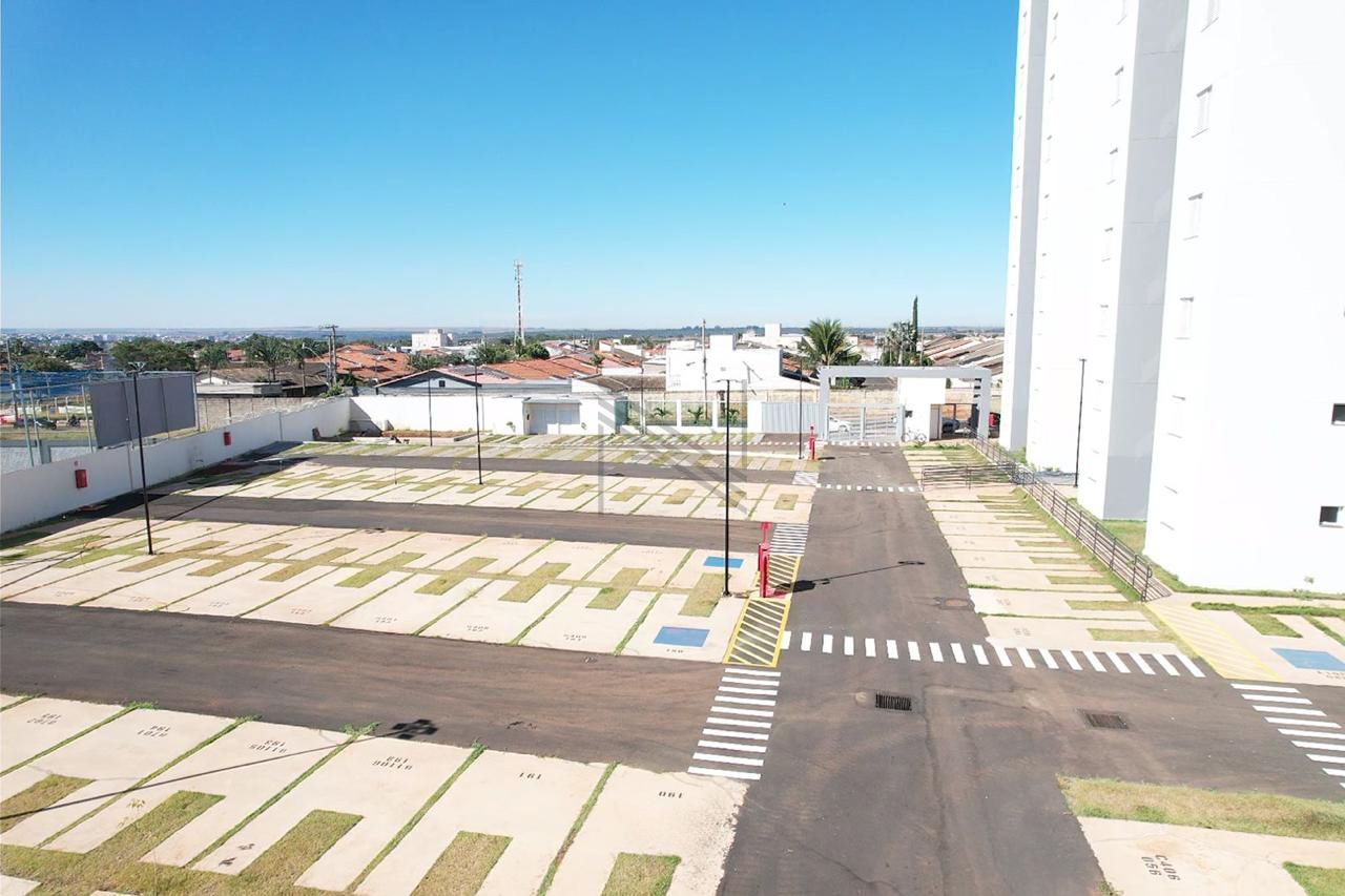 Apartamento à venda com 2 quartos, 55m² - Foto 15