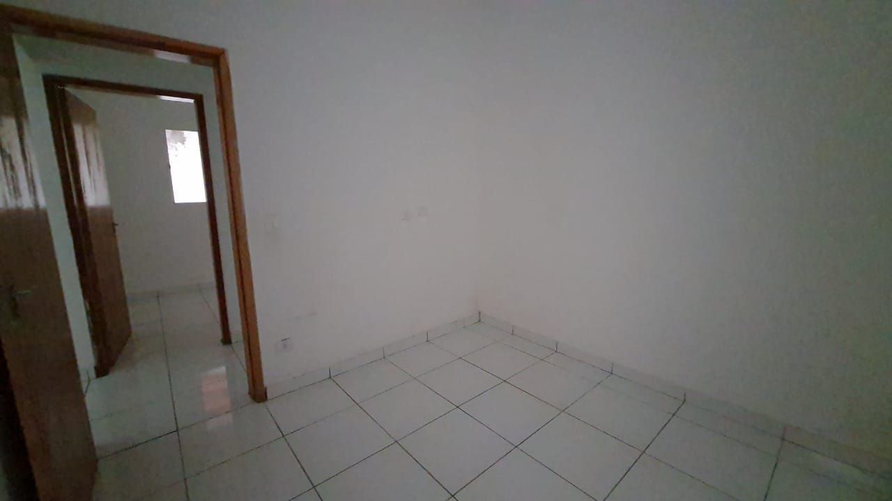 Apartamento à venda com 2 quartos, 64m² - Foto 7