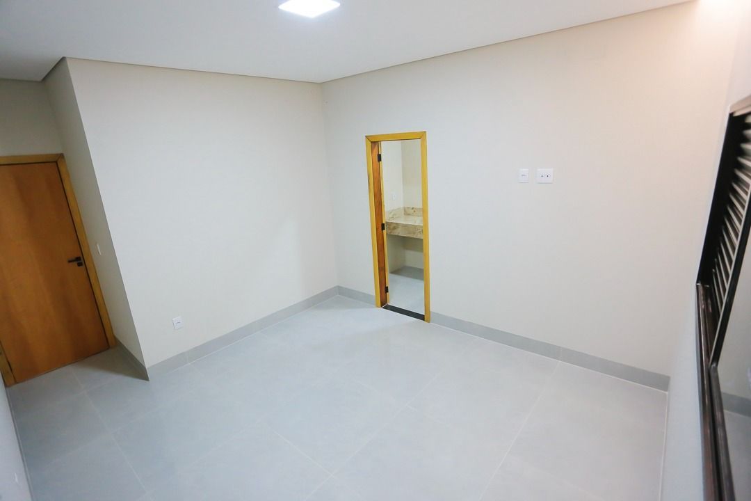 Casa à venda com 3 quartos, 148m² - Foto 5