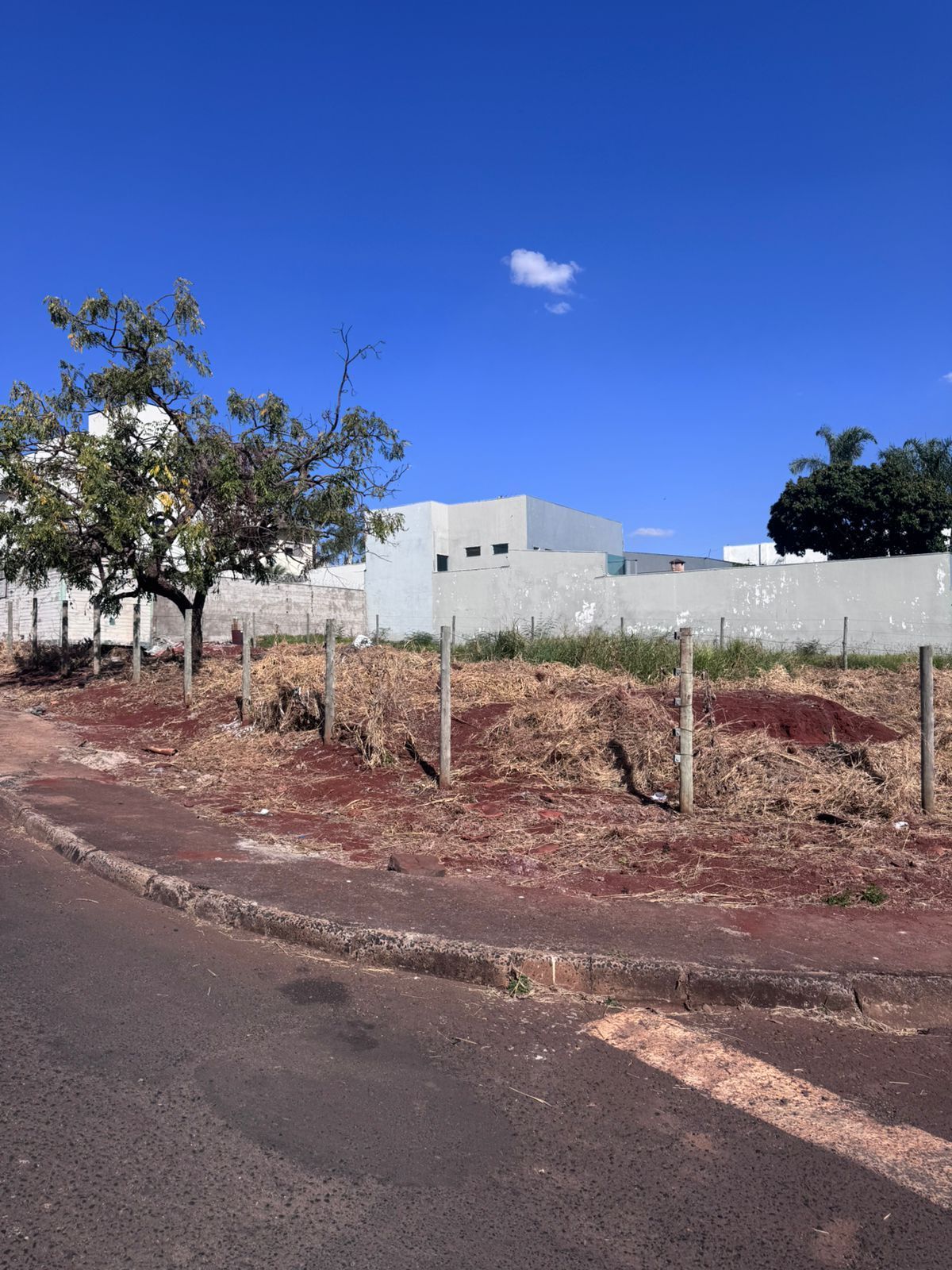 Terreno/Lote à venda  no Morada da Colina - Uberlândia, MG. Imóveis