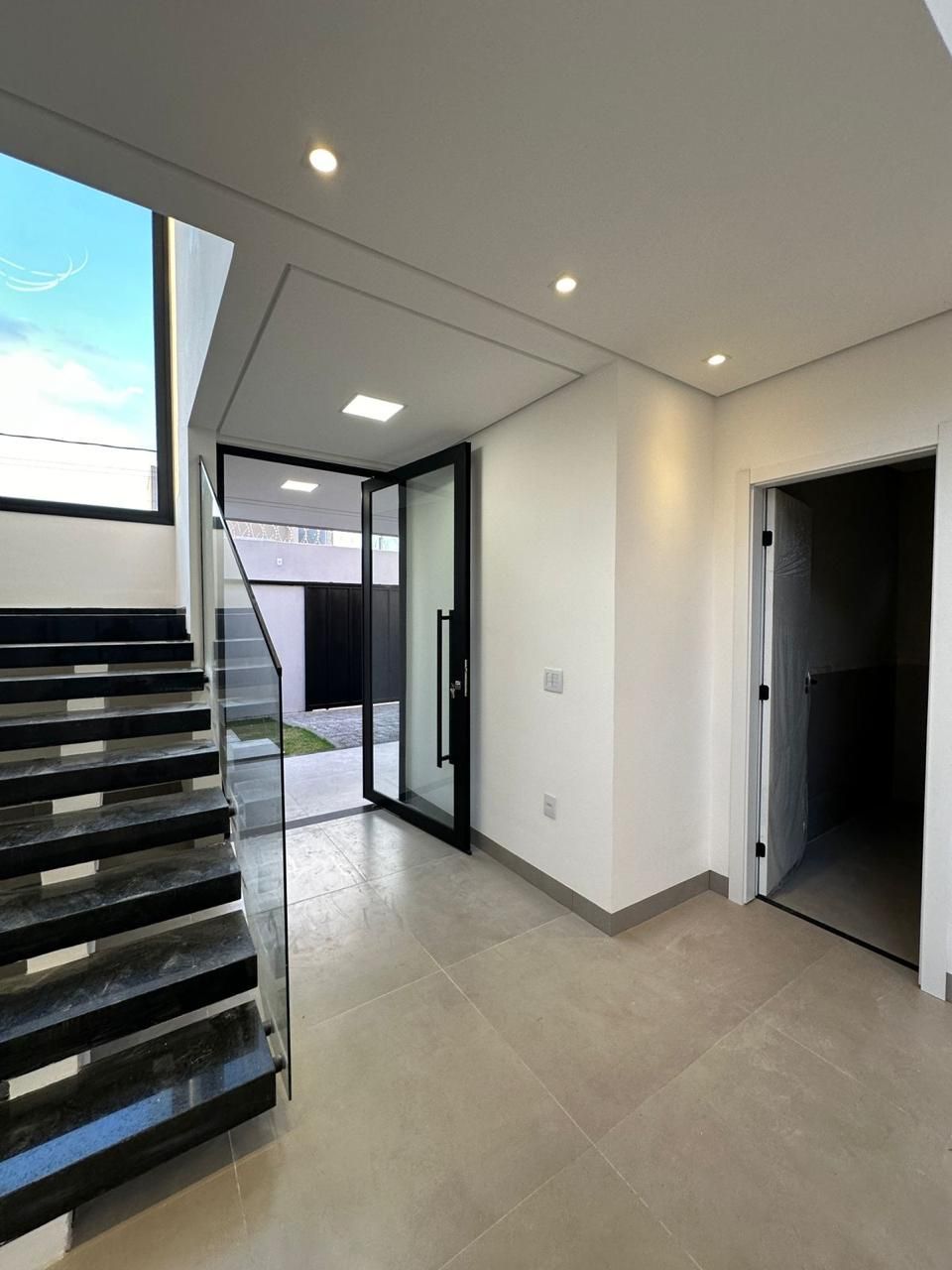 Casa com 3 Dormitórios à venda, 265 m² por R$ 1.400.000,00