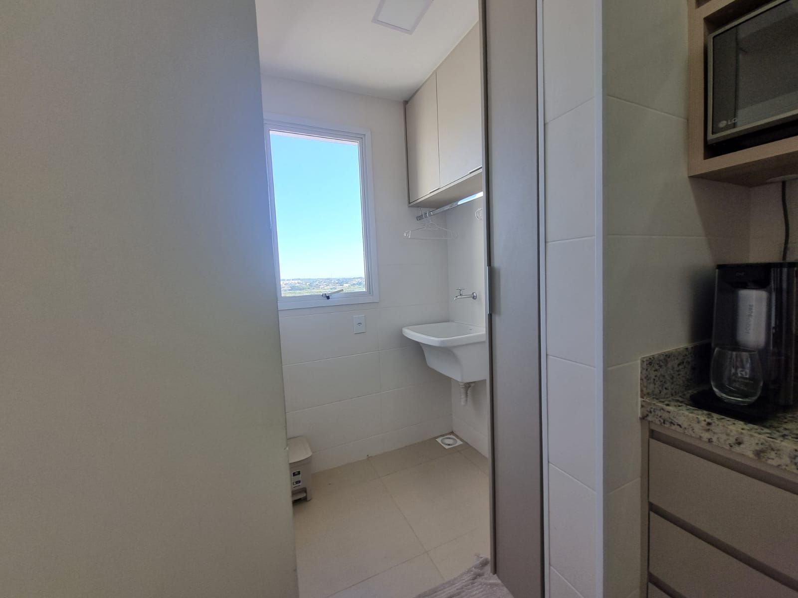 Apartamento à venda com 2 quartos, 60m² - Foto 11