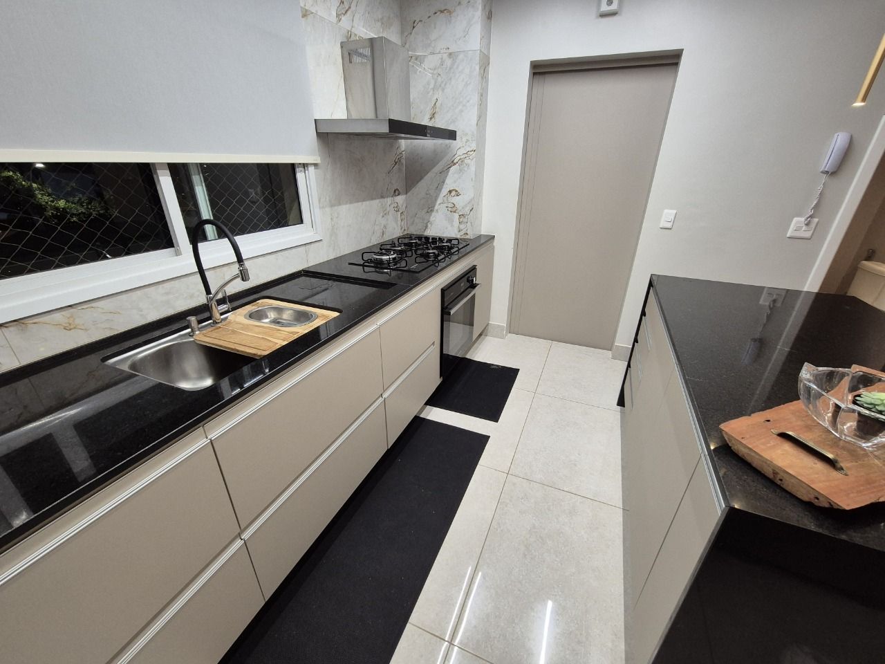 Apartamento à venda com 3 quartos, 115m² - Foto 13