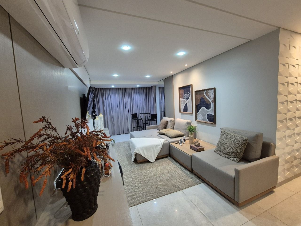 Apartamento à venda com 3 quartos, 115m² - Foto 3