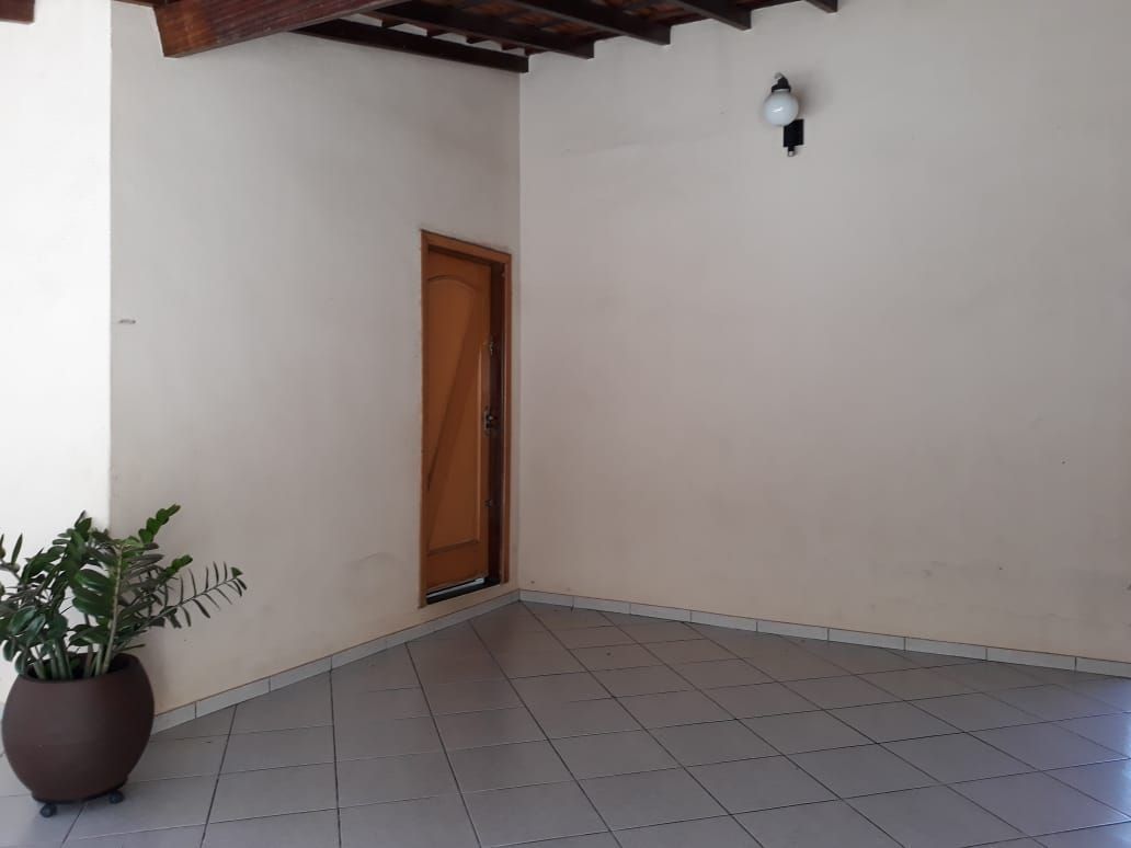 Casa à venda com 4 quartos, 200m² - Foto 15