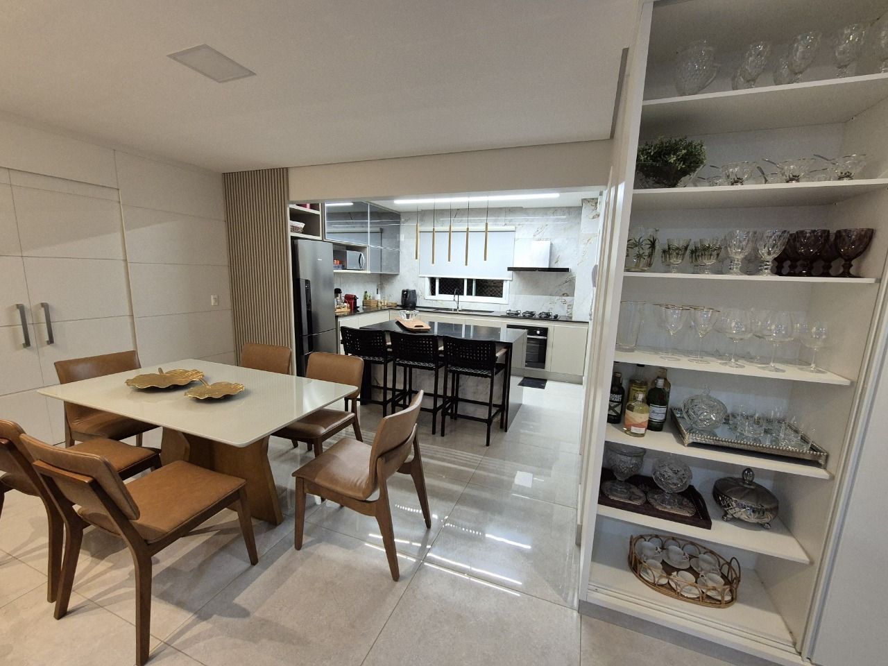 Apartamento à venda com 3 quartos, 115m² - Foto 9