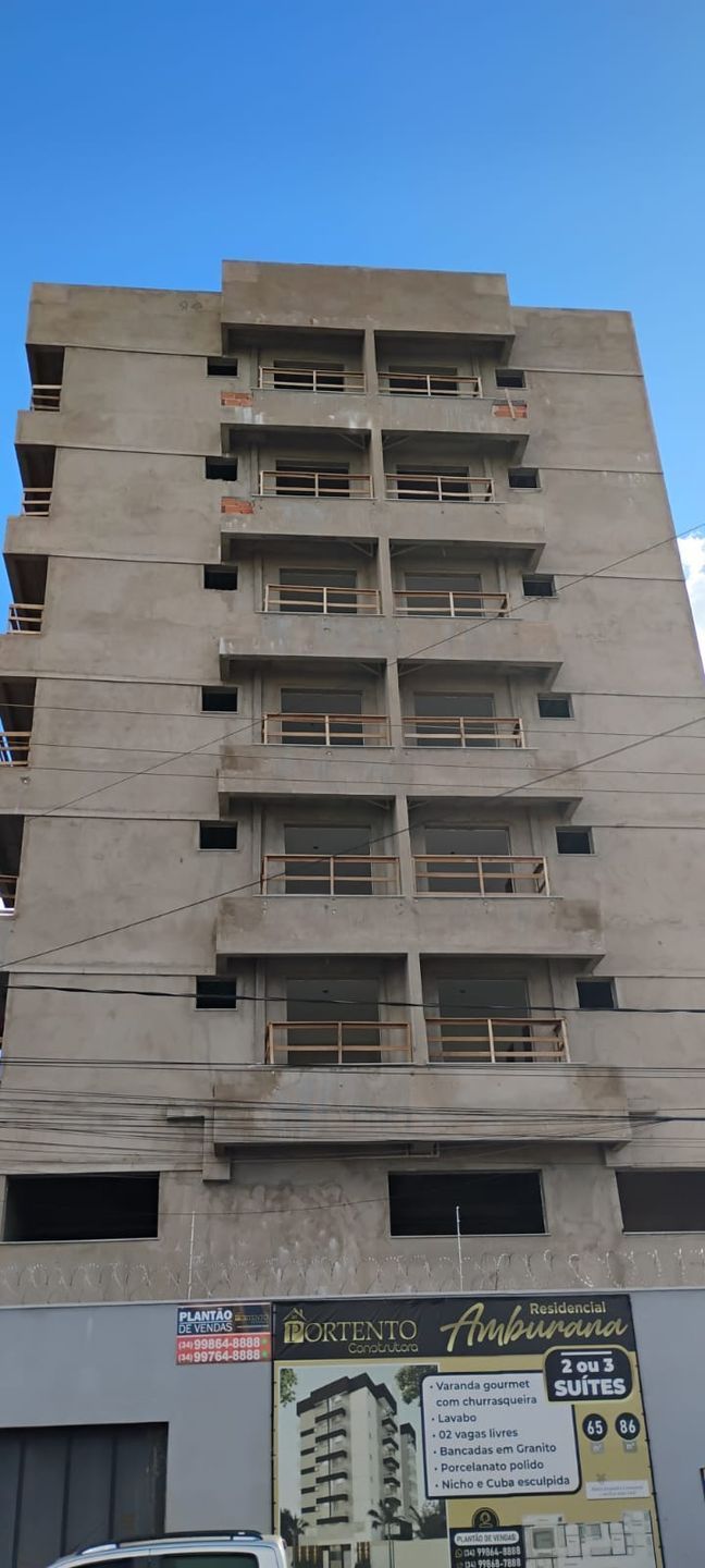 Apartamento à venda com 2 quartos, 65m² - Foto 20