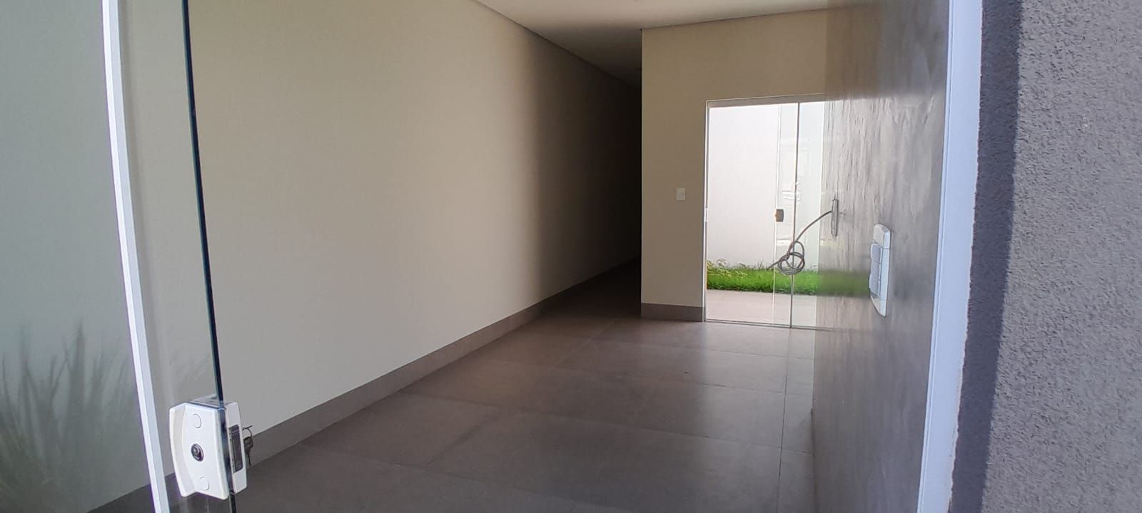 Casa com 2 Dormitórios à venda, 75 m² por R$ 320.000,00 Casa com 2 Dormitórios à venda, 75 m² por R$ 320.000,00
