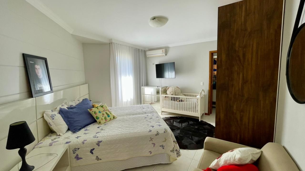 Casa, 4 quartos, 329 m² - Foto 21