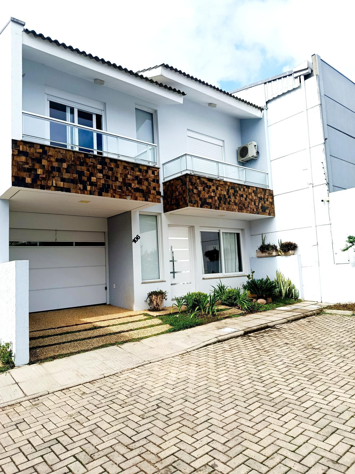 Casa, 3 quartos, 156 m² - Foto 1