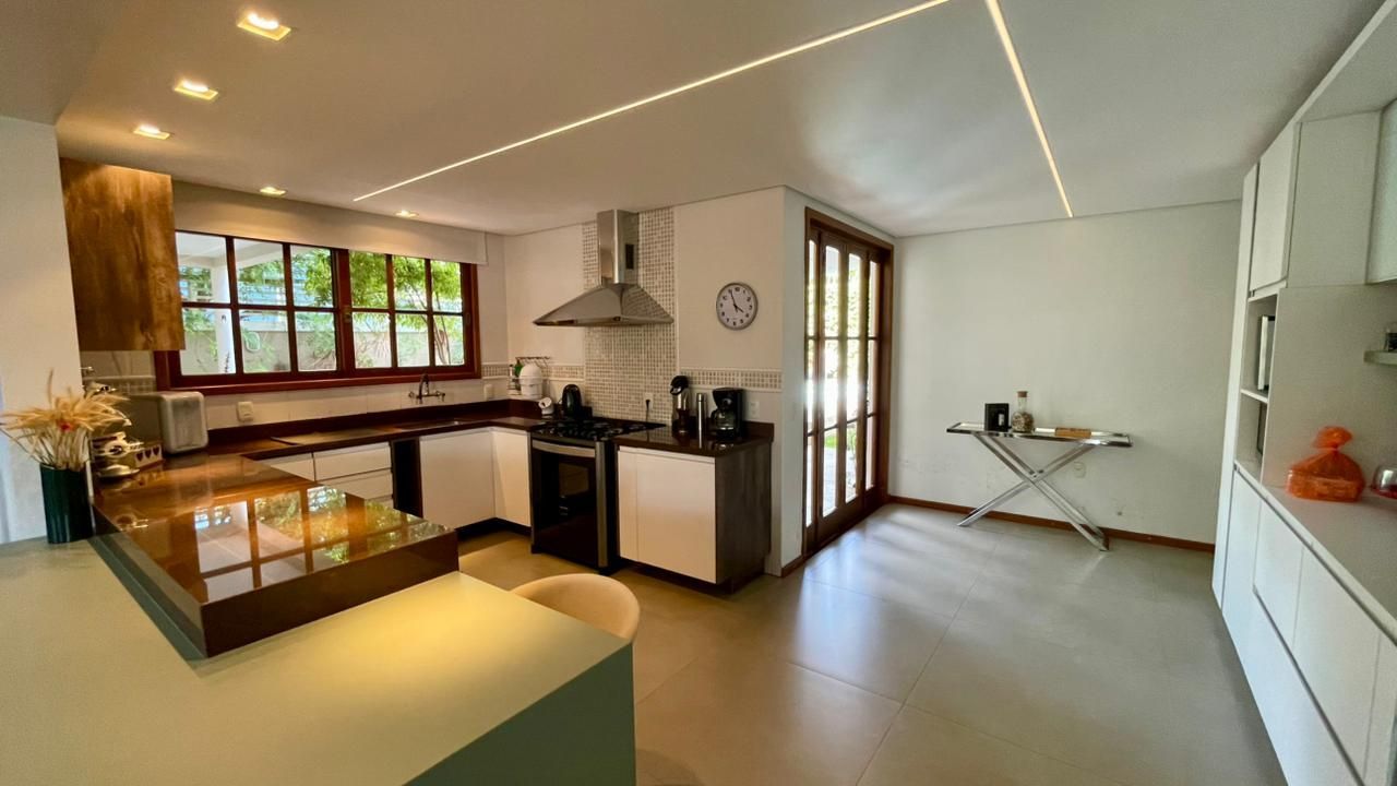 Casa, 4 quartos, 329 m² - Foto 9