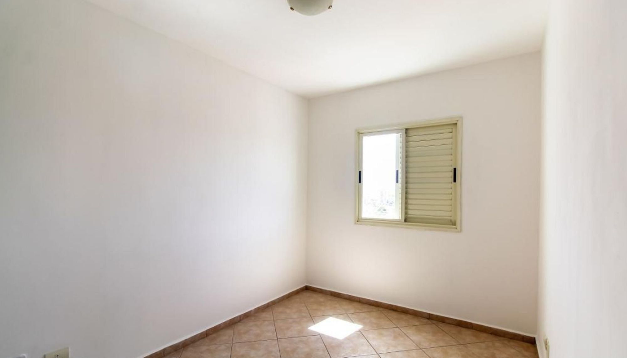 Apartamento à venda com 2 quartos, 76m² - Foto 7