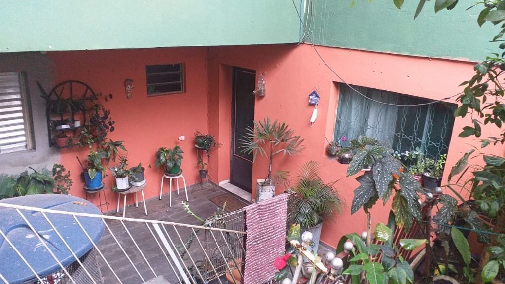 Casa à venda com 2 quartos, 200m² - Foto 6