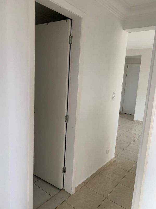 Apartamento à venda com 3 quartos, 66m² - Foto 13