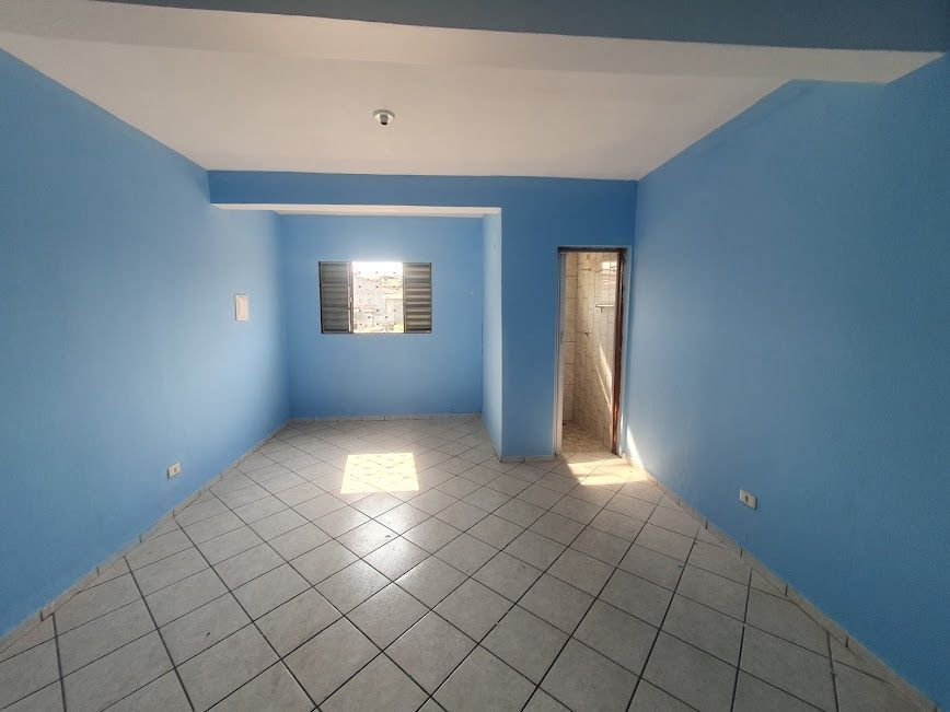 Casa para alugar com 1 quarto, 60m² - Foto 5