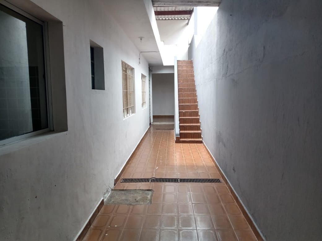 Casa à venda com 3 quartos, 100m² - Foto 12