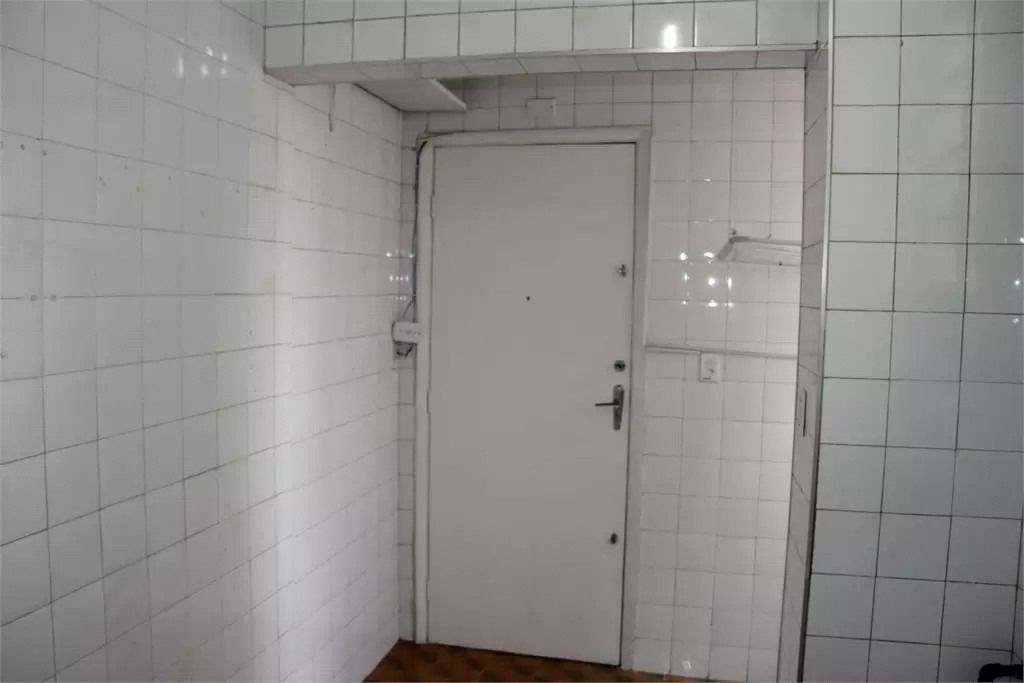 Apartamento à venda com 2 quartos, 65m² - Foto 13