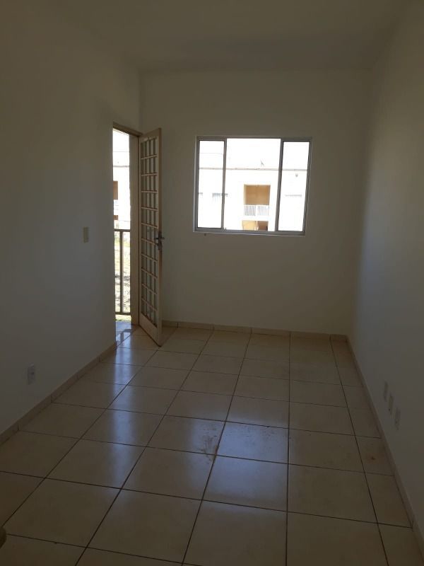 Apartamento à venda com 2 quartos, 46m² - Foto 1