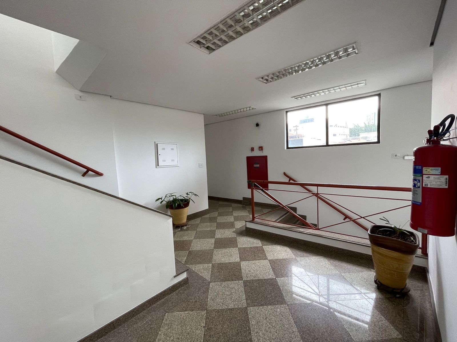 Apartamento para alugar, 300m² - Foto 11