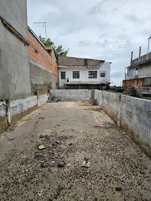 Casa à venda com 4 quartos, 200m² - Foto 24