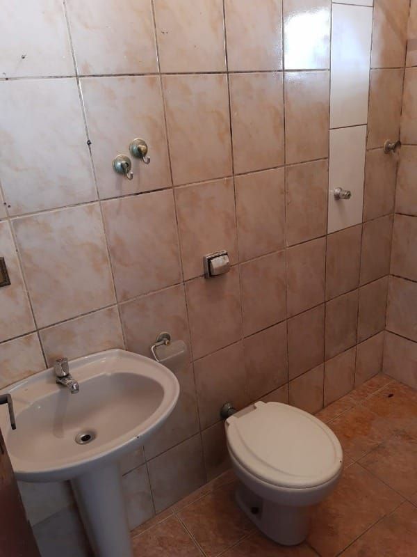 Casa à venda com 5 quartos, 160m² - Foto 13