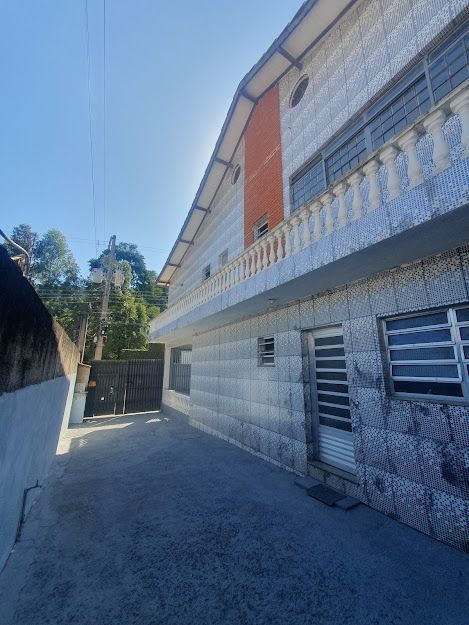 Sobrado à venda com 3 quartos, 282m² - Foto 1