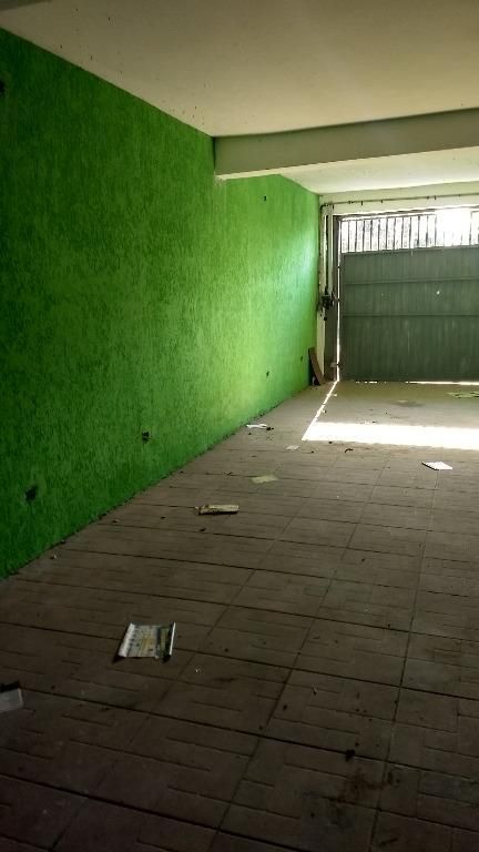 Sobrado à venda com 3 quartos, 200m² - Foto 25