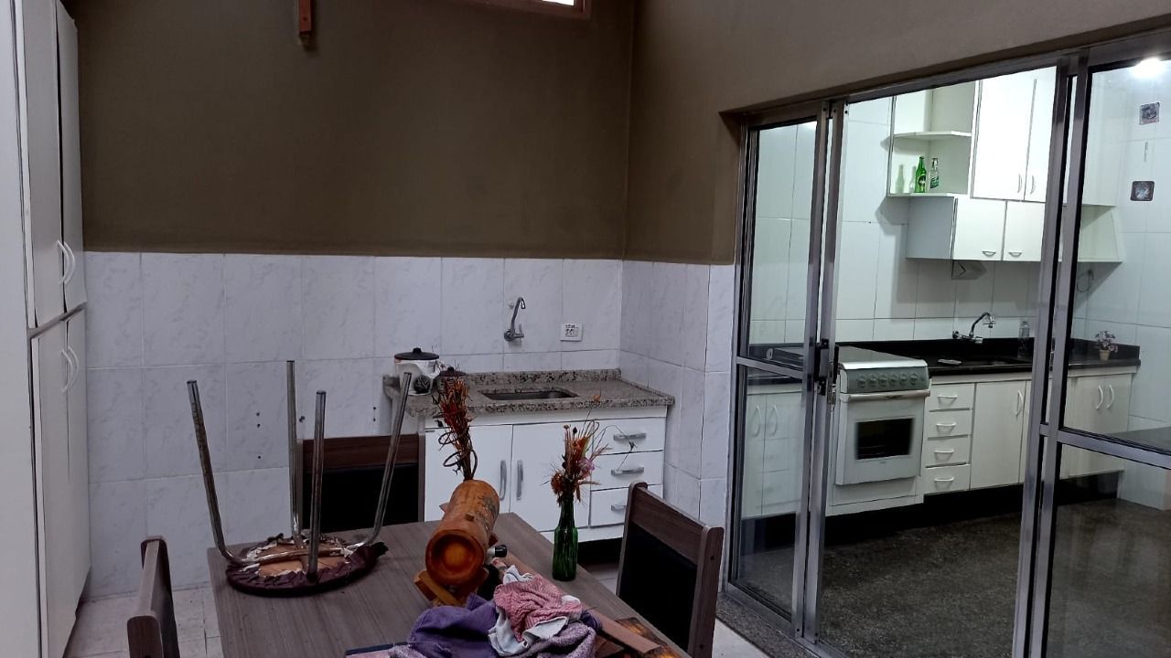 Sobrado à venda com 2 quartos, 123m² - Foto 24