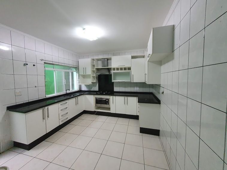 Sobrado à venda com 3 quartos, 200m² - Foto 21