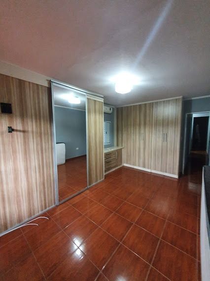 Sobrado à venda com 3 quartos, 200m² - Foto 6