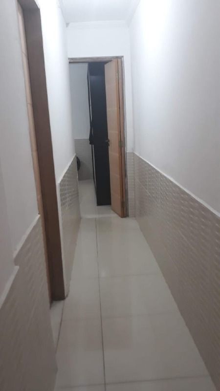 Casa à venda com 3 quartos, 182m² - Foto 7
