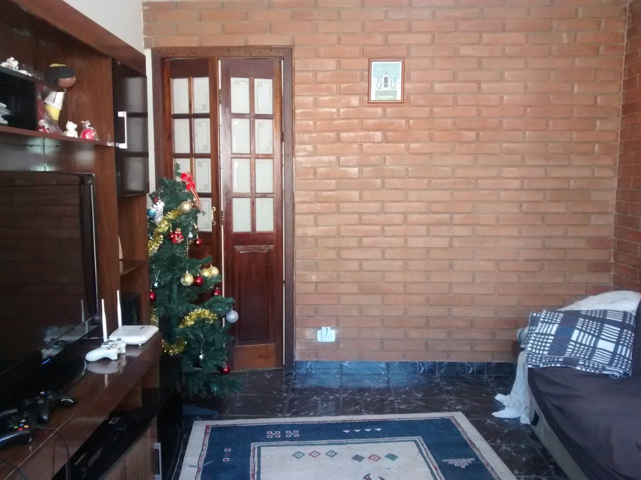 Casa à venda com 3 quartos, 380m² - Foto 1