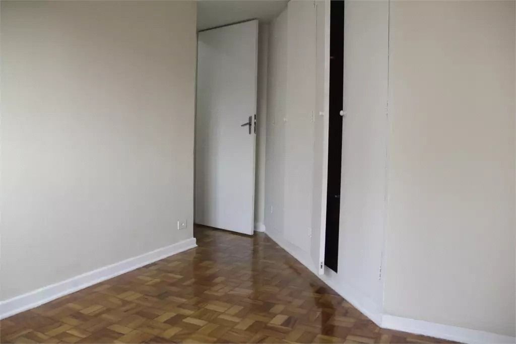 Apartamento à venda com 2 quartos, 65m² - Foto 22