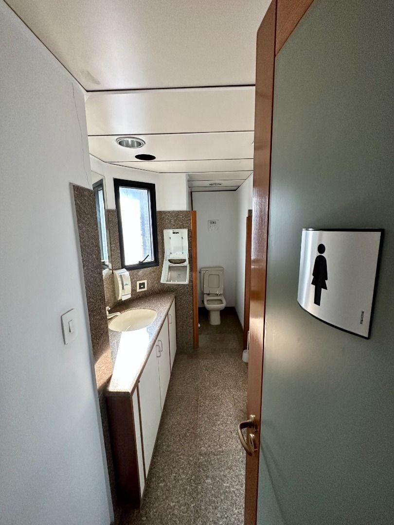 Conjunto Comercial-Sala à venda, 232m² - Foto 40