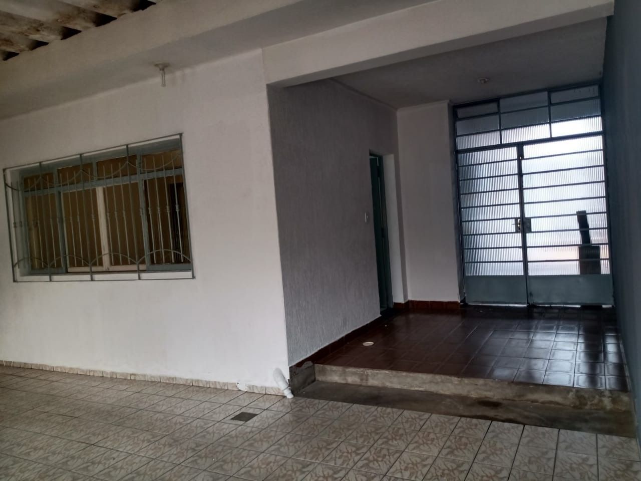 Casa à venda com 3 quartos, 100m² - Foto 7