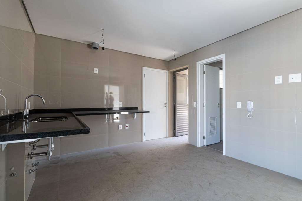 Apartamento à venda com 3 quartos, 160m² - Foto 13