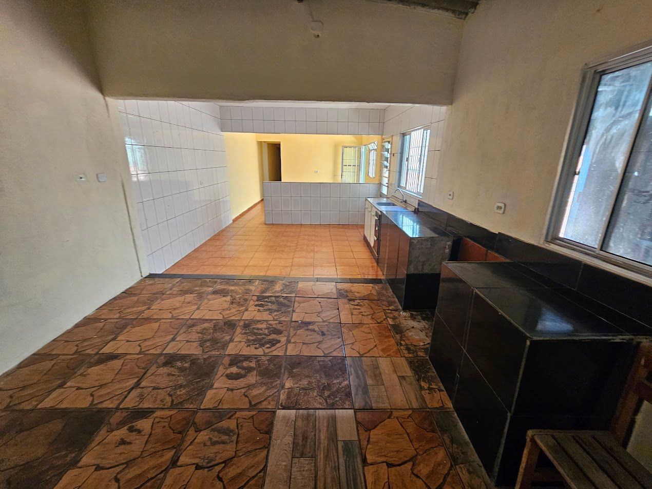 Casa para alugar com 2 quartos, 90m² - Foto 6