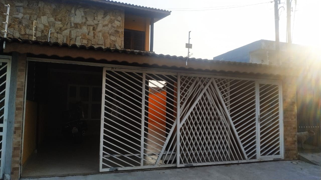 Casa à venda com 3 quartos, 200m² - Foto 12