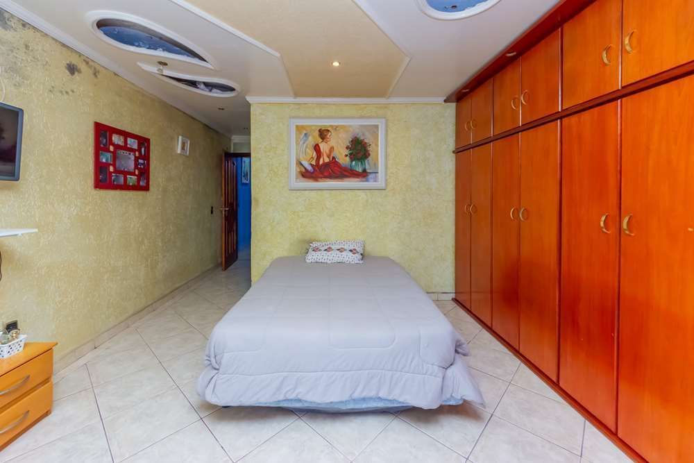 Casa, 3 quartos, 250 m² - Foto 16