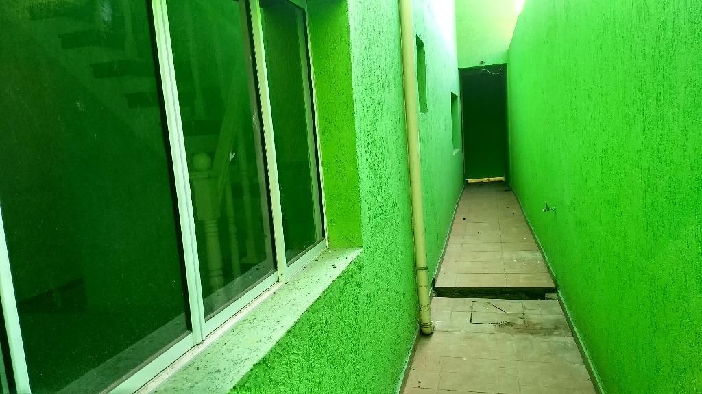 Sobrado à venda com 3 quartos, 200m² - Foto 20