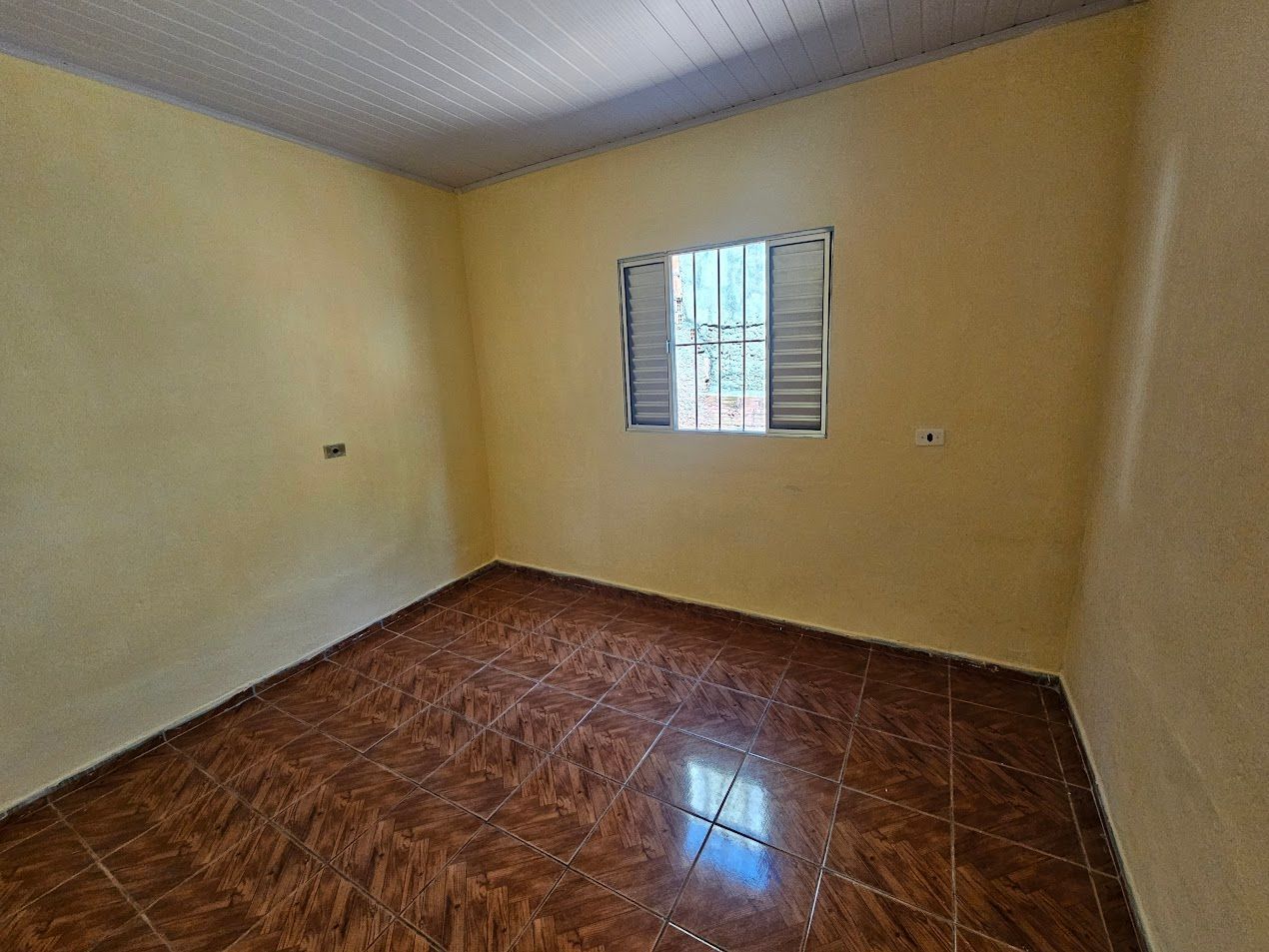 Casa para alugar com 2 quartos, 90m² - Foto 12