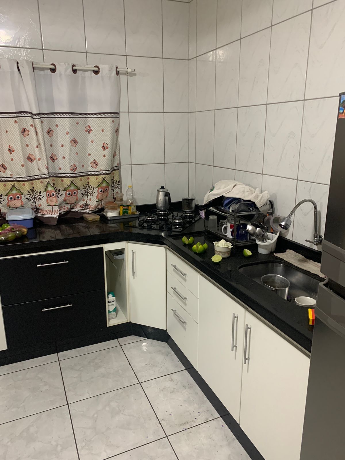 Sobrado à venda com 3 quartos, 200m² - Foto 2