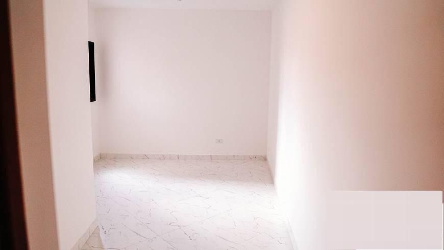 Apartamento à venda com 2 quartos, 40m² - Foto 3