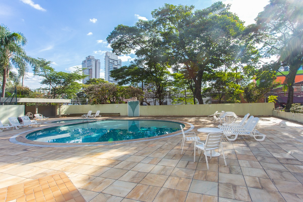 Apartamento à venda com 1 quarto, 55m² - Foto 15