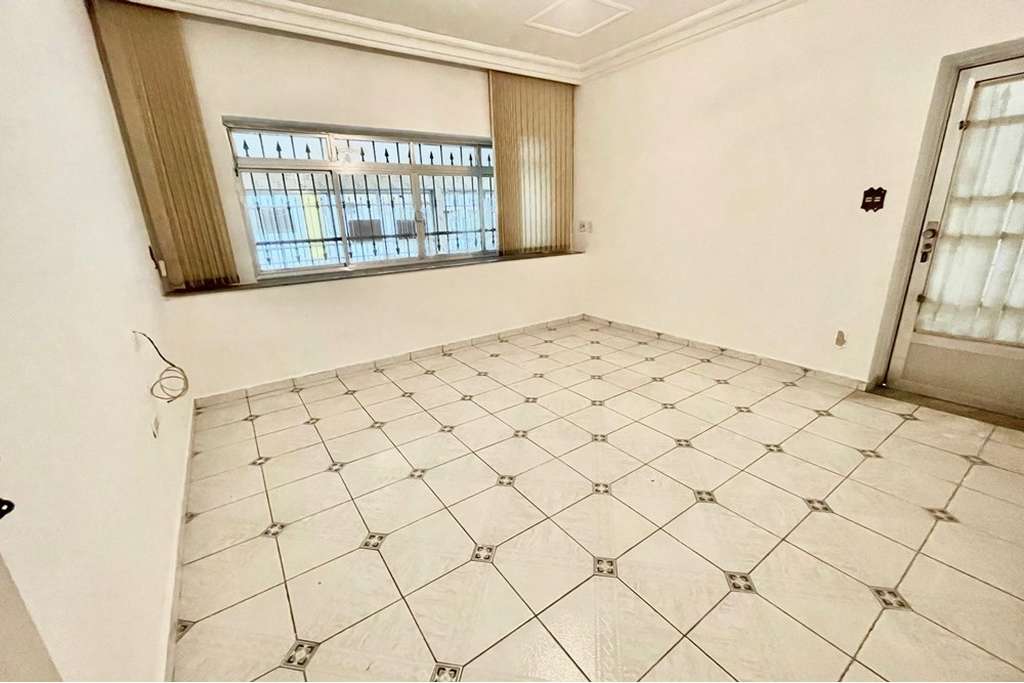 Casa à venda com 3 quartos, 155m² - Foto 2