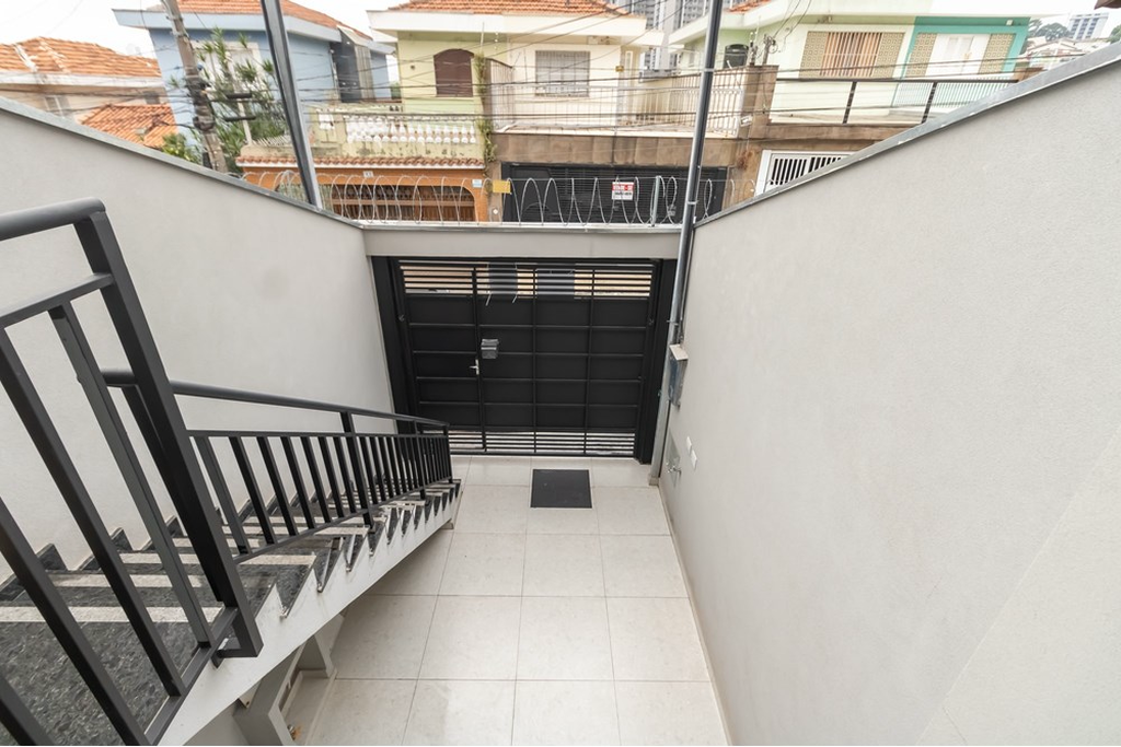 Casa à venda com 3 quartos, 105m² - Foto 2