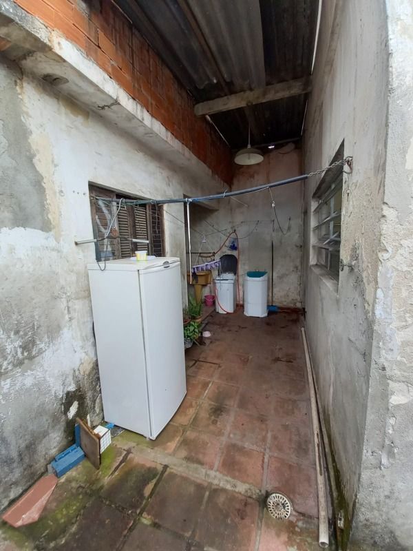 Sobrado à venda com 2 quartos, 140m² - Foto 2