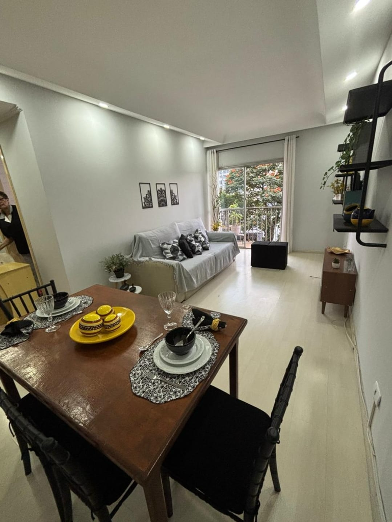 Apartamento à venda com 1 quarto, 55m² - Foto 1